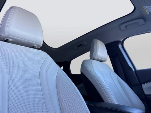 Used 2023 Ford Mustang Mach-E Premium image 18