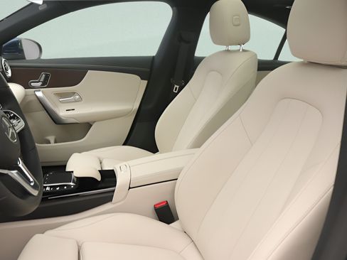 Certified 2023 Mercedes-Benz CLA 250 image 30