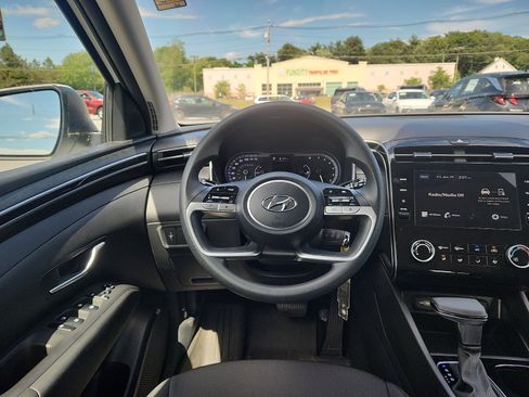 Used 2023 Hyundai Tucson SE AWD/4WD image 10