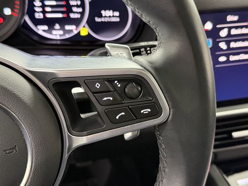 Certified 2023 Porsche Cayenne AWD/4WD image 50