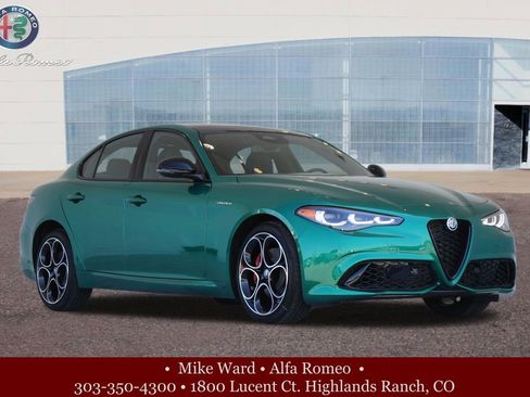 New 2025 Alfa Romeo Giulia AWD w/ Veloce Package AWD image 8