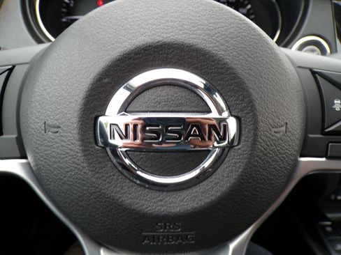Used 2022 Nissan Rogue Sport SL w/ Premium Package AWD/4WD image 32