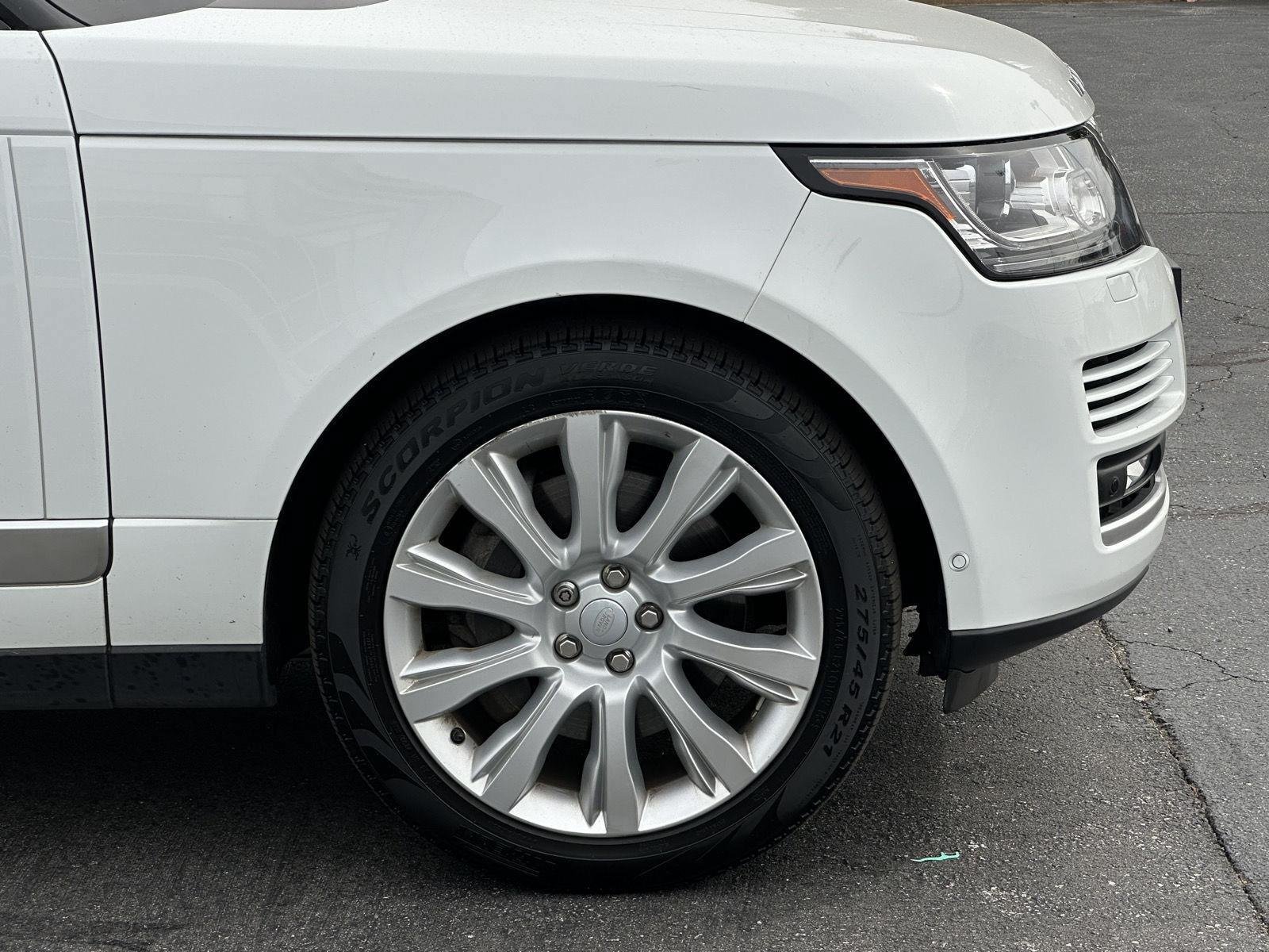 Used 2017 Land Rover Range Rover Supercharged AWD/4WD image 49
