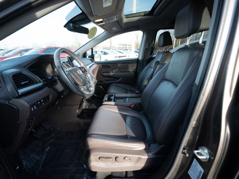 Used 2023 Honda Odyssey EX-L image 9