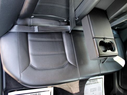 Used 2013 Volkswagen Passat TDI SE image 14