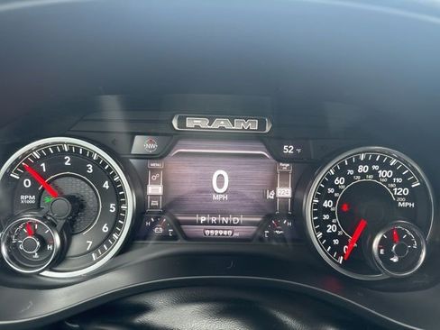 Used 2022 RAM 1500 Big Horn AWD/4WD image 13