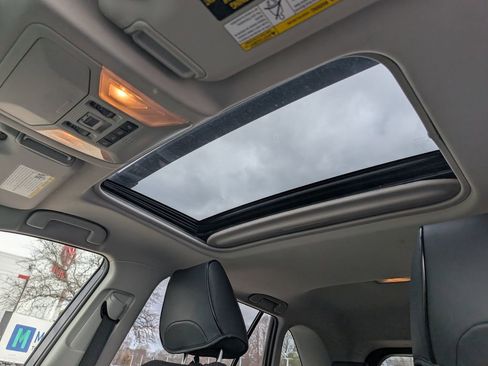 Used 2019 Toyota RAV4 XLE w/ All Weather Liner Package AWD/4WD image 16