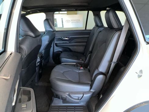 New 2026 Toyota Grand Highlander AWD Hybrid image 13