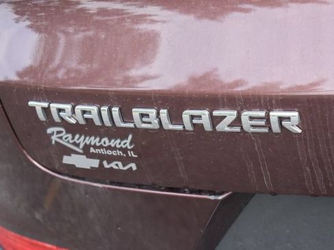 Certified 2022 Chevrolet TrailBlazer LT w/ Convenience Package FWD image 14