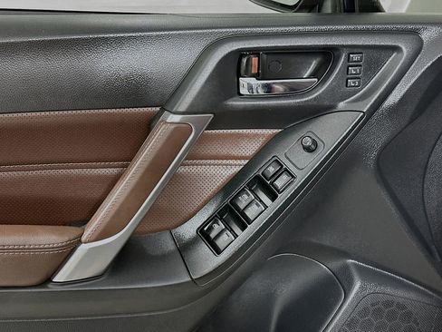 Used 2018 Subaru Forester 2.5i Touring w/ Popular Package #3B image 20