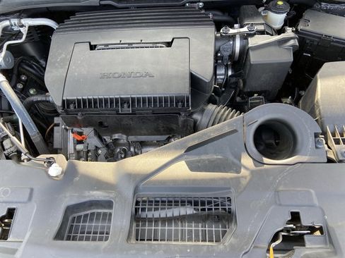 Used 2024 Honda Pilot Touring image 26