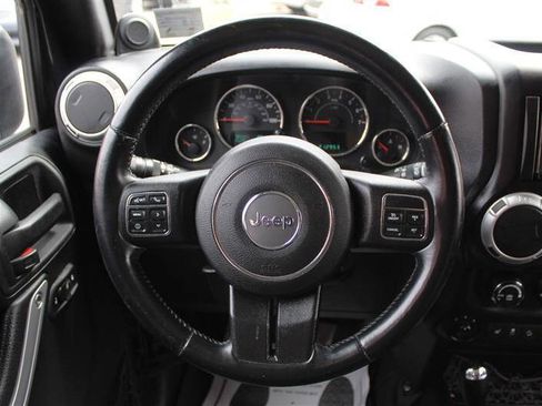 Used 2014 Jeep Wrangler Unlimited Sahara w/ Dual Top Group image 13