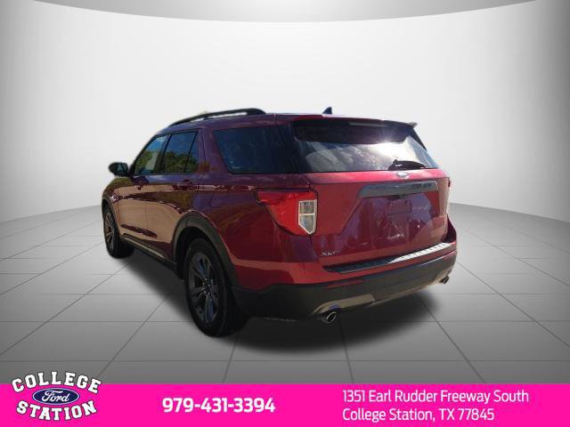 Used 2022 Ford Explorer XLT w/ Equipment Group 202A RWD image 4
