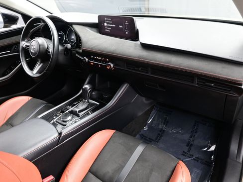 Used 2024 MAZDA MAZDA3 s image 13