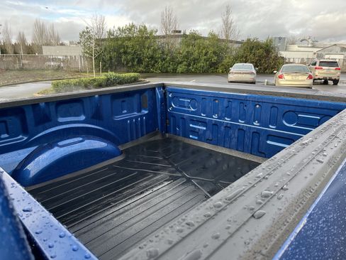 Used 2022 Ford F150 Lariat w/ Equipment Group 502A High image 10