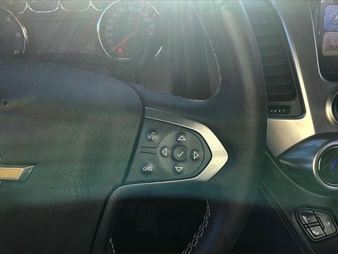 Certified 2017 Chevrolet Suburban Premier image 12