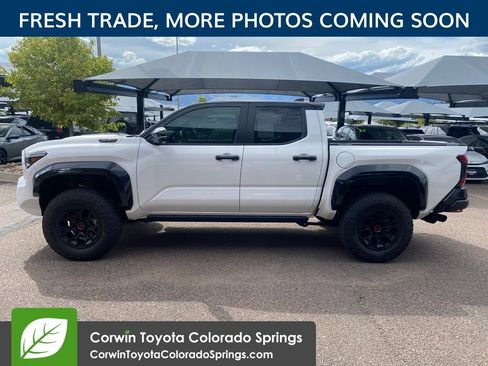Used 2025 Toyota Tacoma TRD Pro AWD/4WD image 4