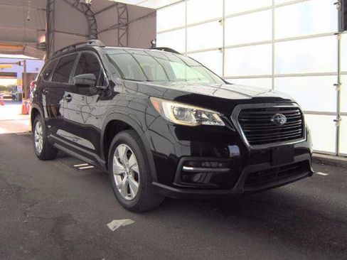 Used 2019 Subaru Ascent 8-Passenger AWD/4WD image 3