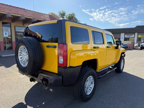 Used 2007 HUMMER H3 image 10