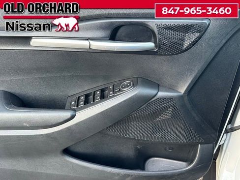 Used 2024 Kia Seltos LX image 9