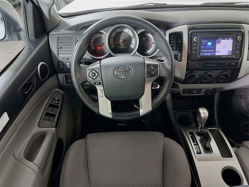 Used 2015 Toyota Tacoma PreRunner image 20