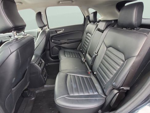 Certified 2022 Ford Edge SEL w/ Convenience Package image 15
