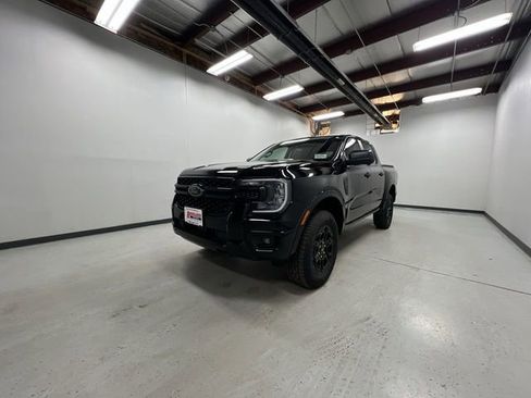 Used 2025 Ford Ranger XLT image 4