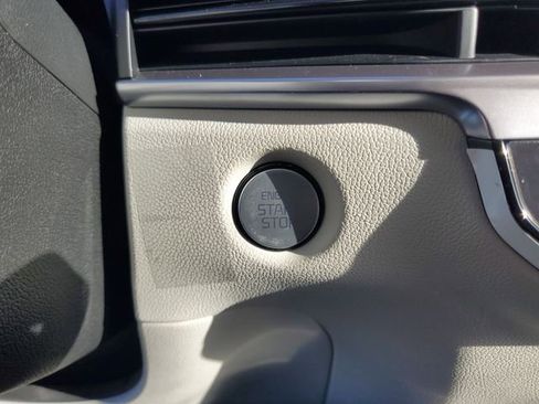 New 2025 Kia Sorento EX image 22