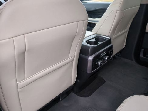 Used 2020 Ford Expedition Max Platinum image 18