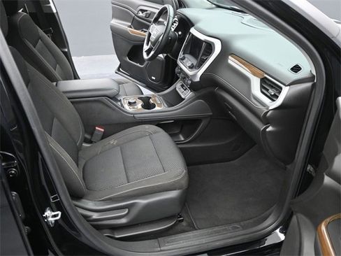 Used 2023 GMC Acadia SLE w/ Driver Convenience Package image 30