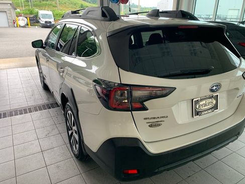 Certified 2024 Subaru Outback Premium AWD/4WD image 12