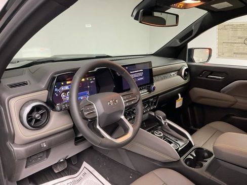 New 2026 Chevrolet Colorado ZR2 w/ Technology Package AWD/4WD image 11