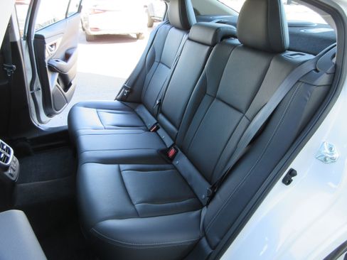 Used 2025 Subaru Legacy Touring XT AWD/4WD image 23