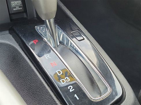 Used 2013 Honda Civic LX image 29