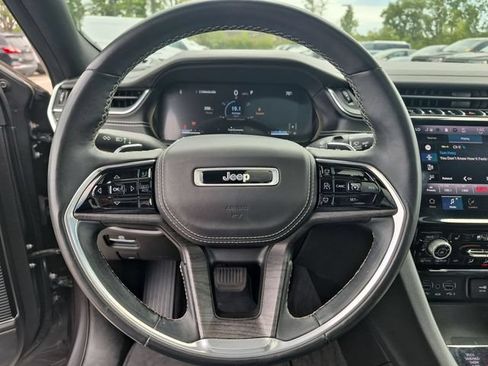 Used 2021 Jeep Grand Cherokee L Overland w/ Luxury Tech Group IV AWD/4WD image 19