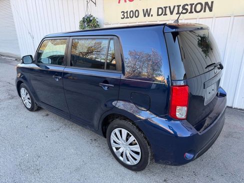 Used 2014 Scion xB Base 4dr Wagon 4A image 8