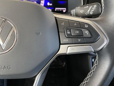 Certified 2024 Volkswagen Taos S w/ MDO Package FWD image 7