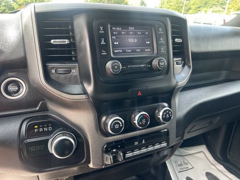Used 2022 RAM 2500 Tradesman w/ Chrome Appearance Group image 13