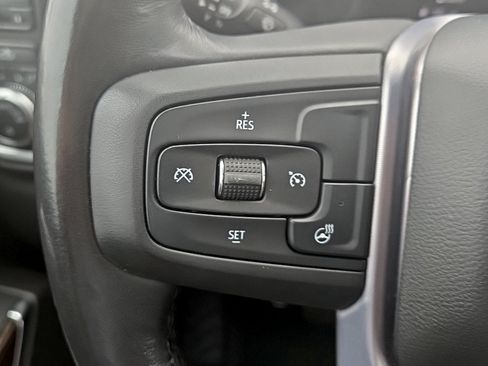 Used 2019 GMC Sierra 1500 SLE w/ SLE Value Package AWD/4WD image 13