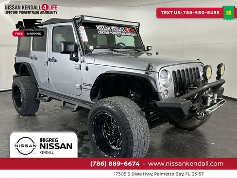 Used 2018 Jeep Wrangler Unlimited Sport S image 2
