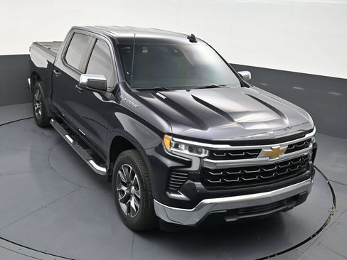 Used 2022 Chevrolet Silverado 1500 LT image 18