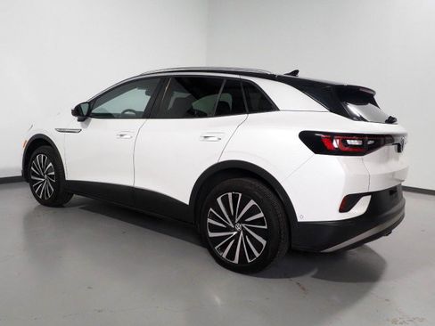 Used 2023 Volkswagen ID.4 Pro S Plus image 8