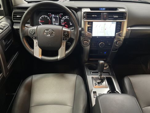 Certified 2024 Toyota 4Runner SR5 Premium image 29