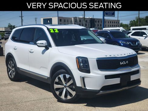 Used 2022 Kia Telluride EX w/ EX Premium Package FWD image 31