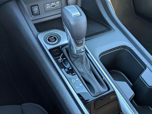 Certified 2025 Nissan Sentra SV FWD image 20