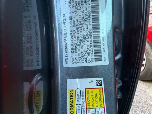Used 2020 Honda Accord EX image 32