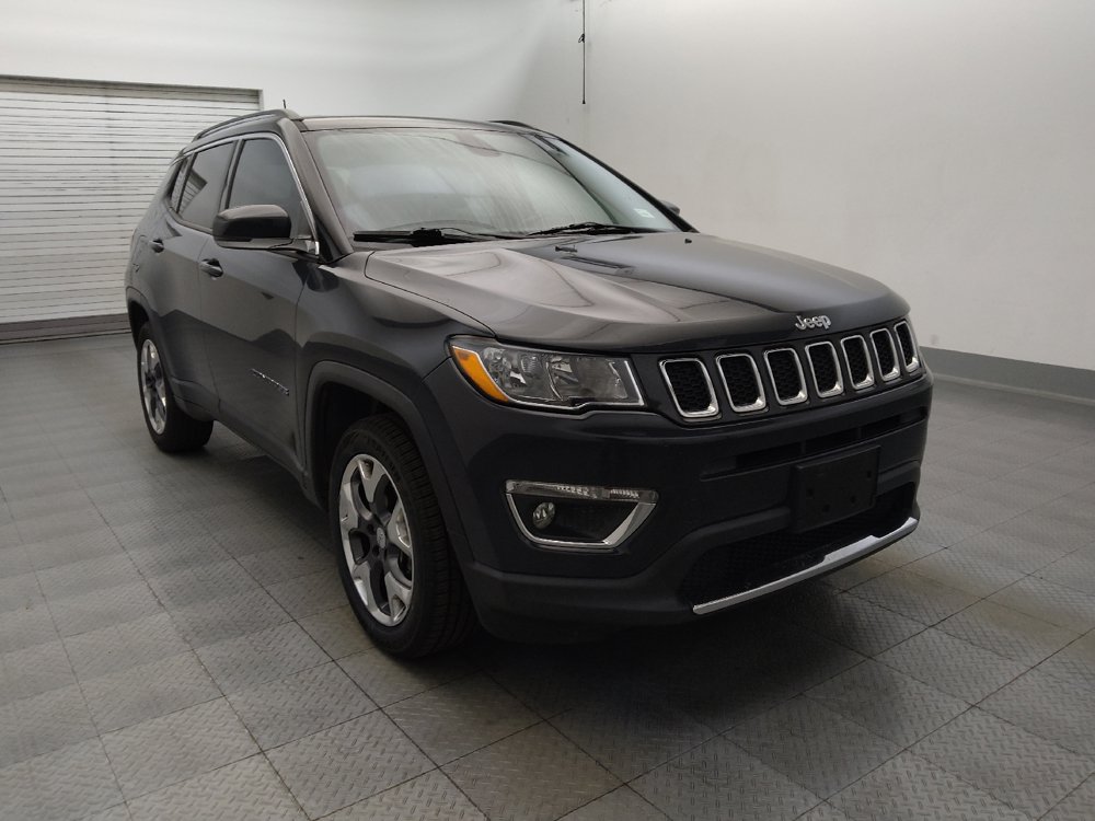 Used 2017 Jeep Compass Limited w/ Navigation Group AWD/4WD image 13