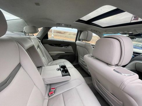 Used 2013 Cadillac XTS Platinum image 15