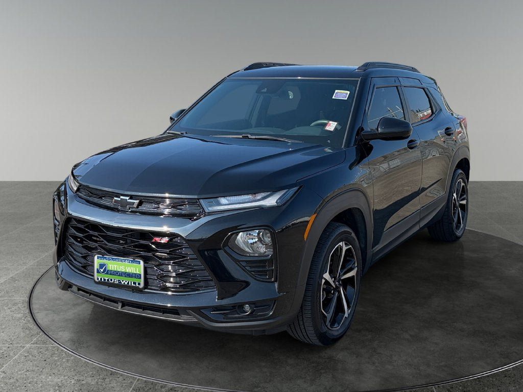 Used 2023 Chevrolet TrailBlazer RS w/ Convenience Package AWD/4WD image 3
