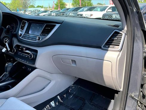 Used 2018 Hyundai Tucson SEL AWD/4WD image 28